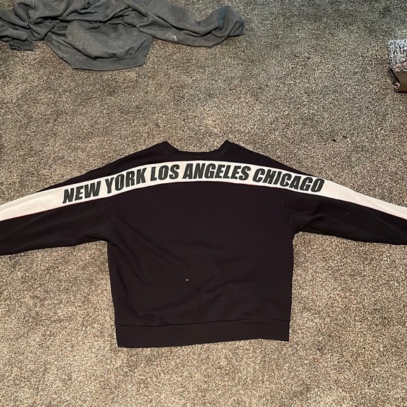H&M crewneck - Picture 1 of 4